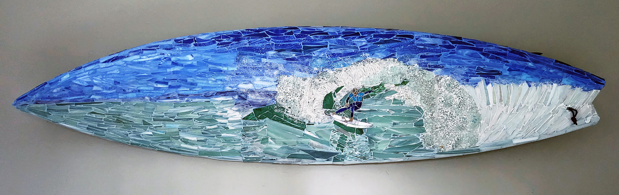 Inside the Curl by Xuan My Ho – KALEID Gallery